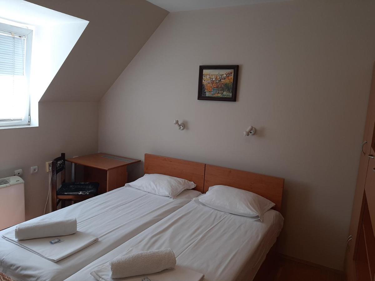 Guest House Diel Veliko Tŭrnovo Exterior foto