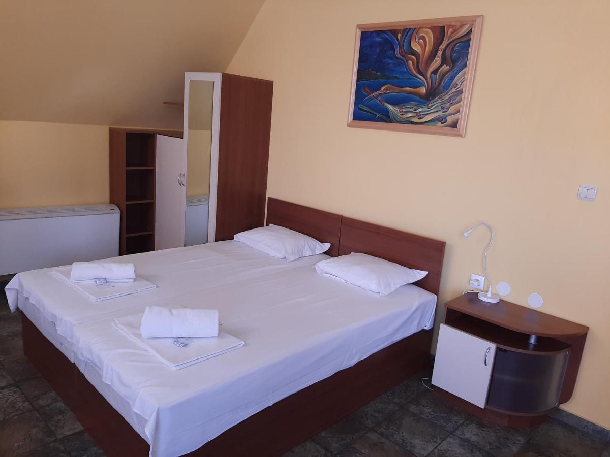 Guest House Diel Veliko Tŭrnovo Exterior foto