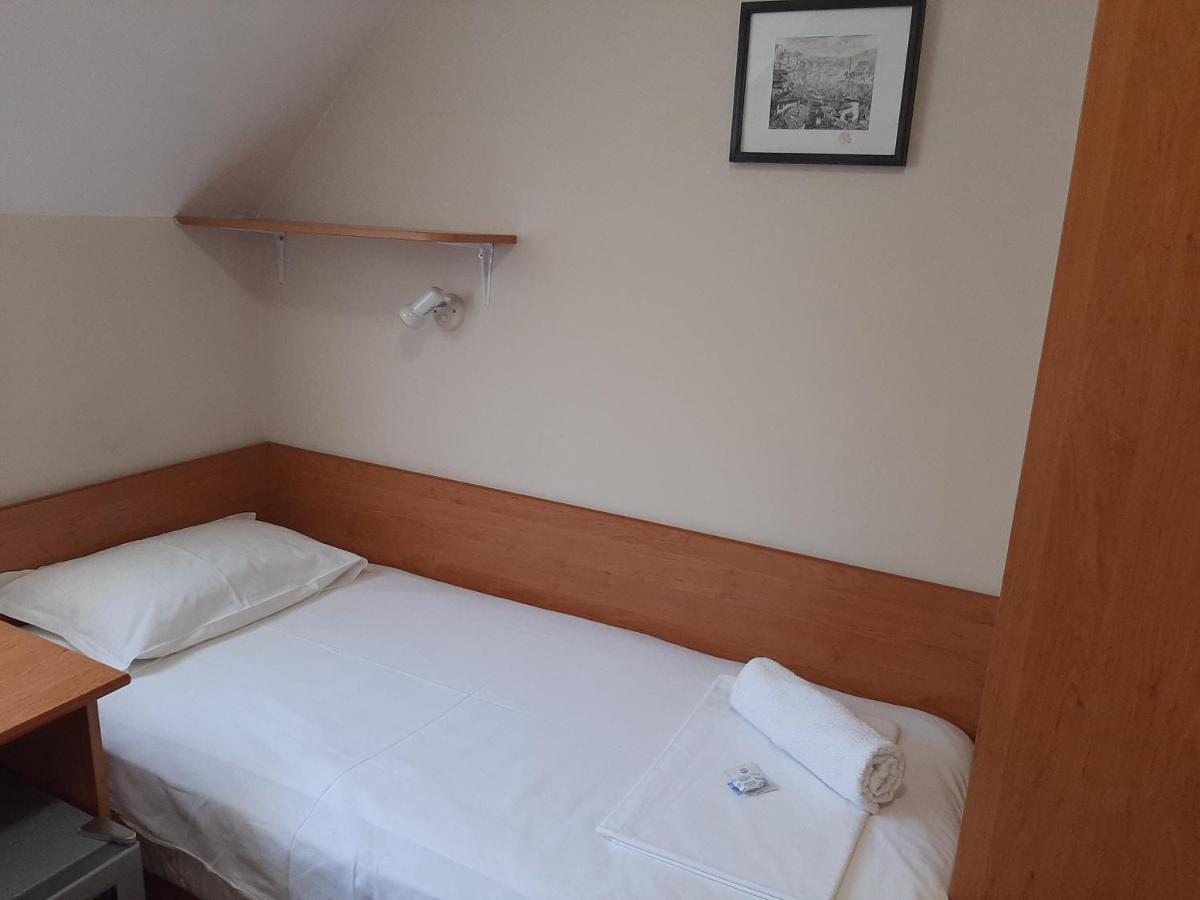 Guest House Diel Veliko Tŭrnovo Exterior foto