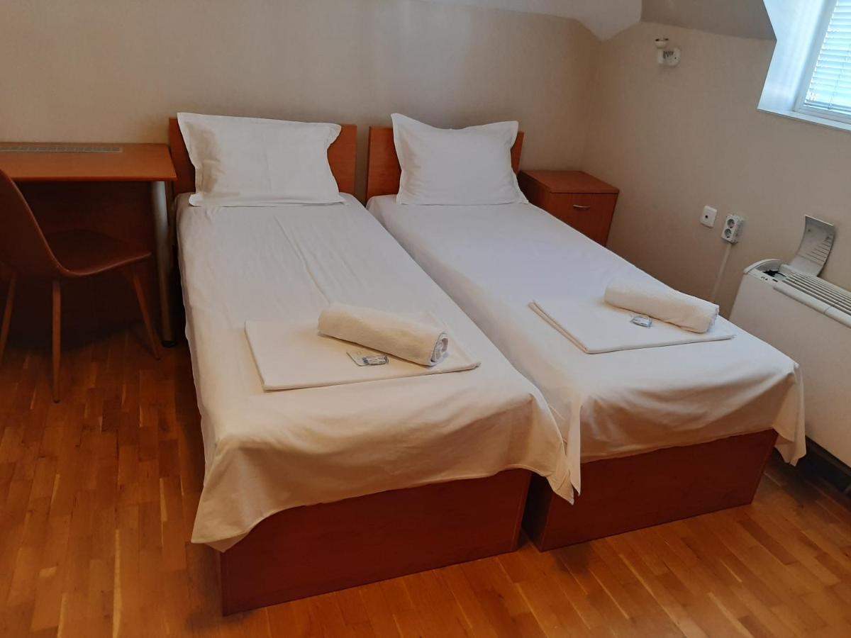 Guest House Diel Veliko Tŭrnovo Exterior foto