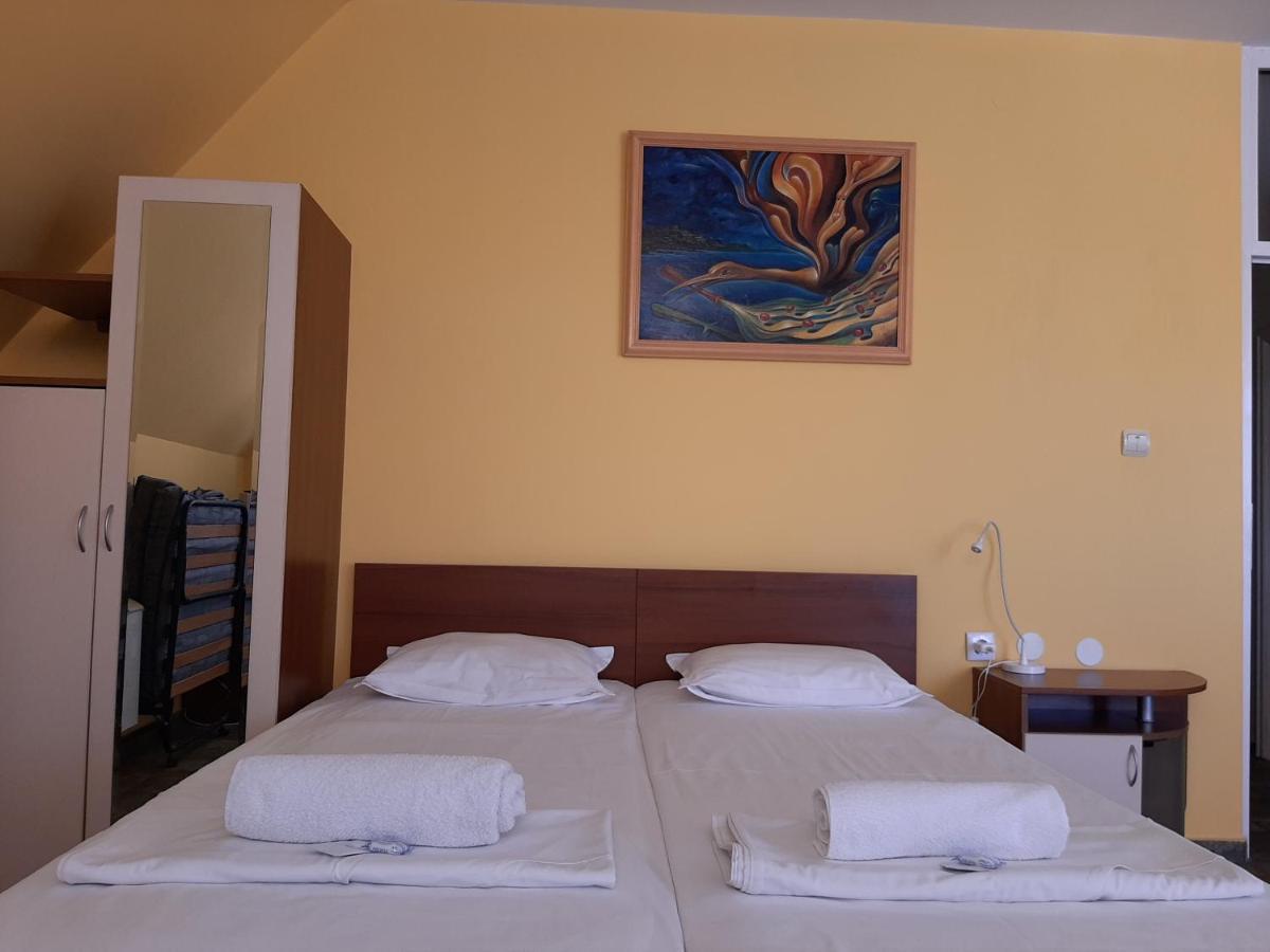 Guest House Diel Veliko Tŭrnovo Exterior foto