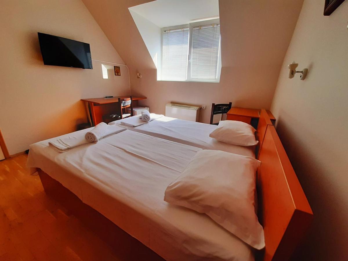 Guest House Diel Veliko Tŭrnovo Exterior foto