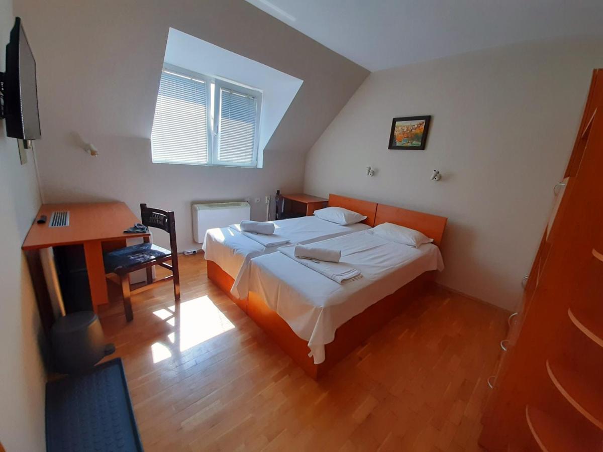 Guest House Diel Veliko Tŭrnovo Exterior foto