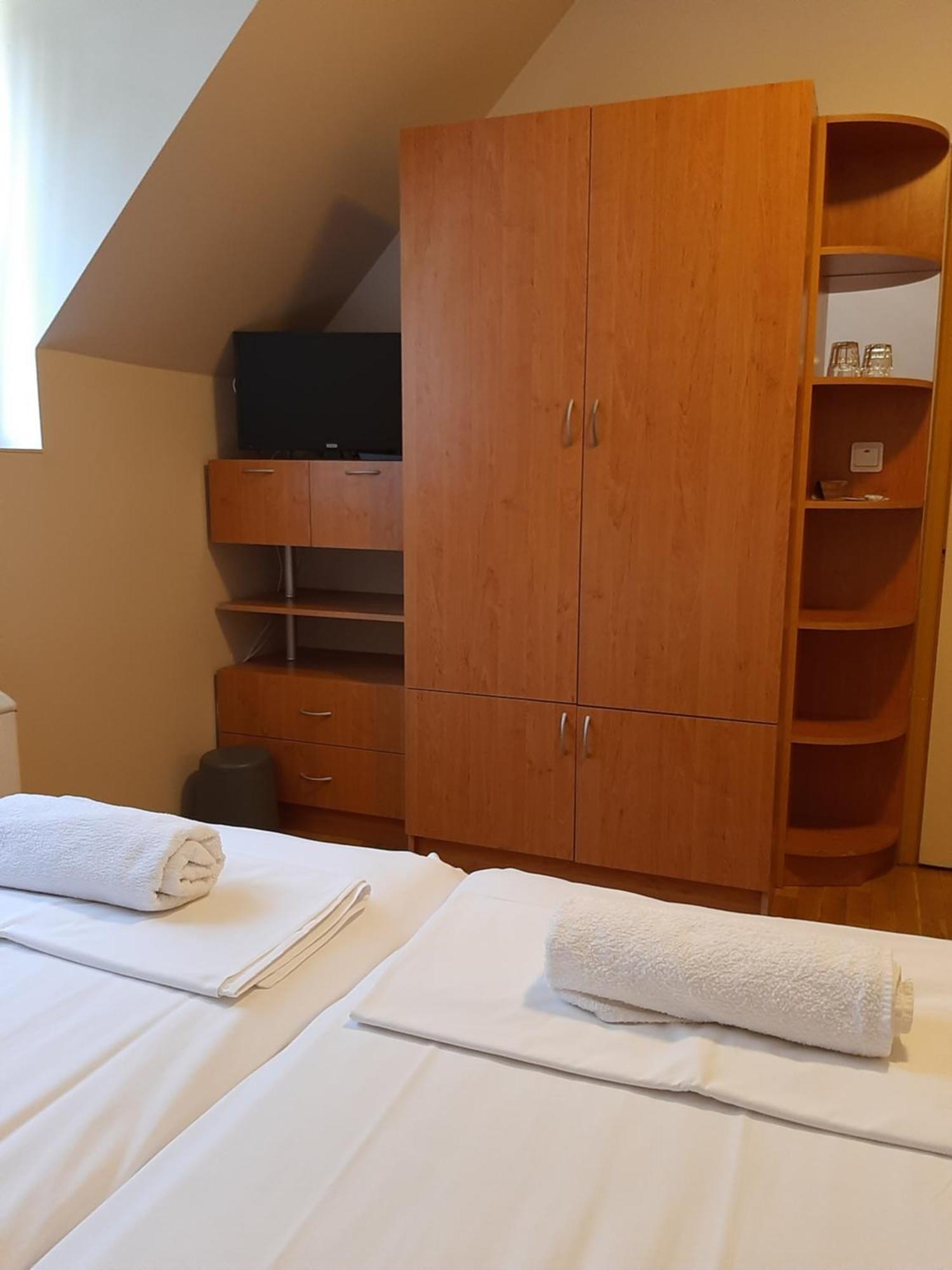 Guest House Diel Veliko Tŭrnovo Quarto foto