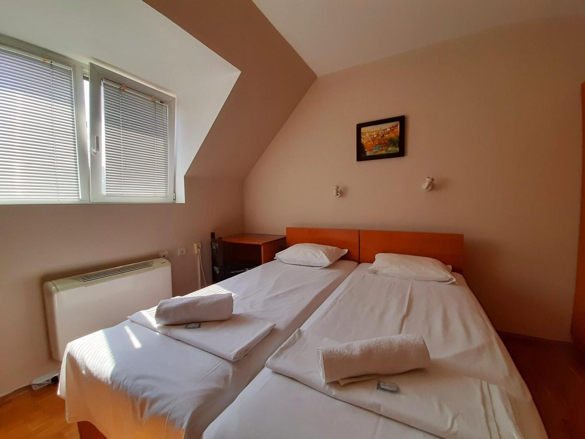 Guest House Diel Veliko Tŭrnovo Quarto foto